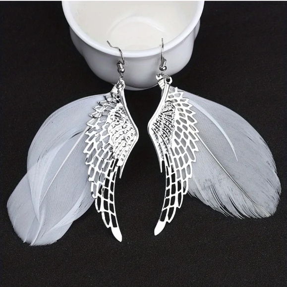 Hollow Angel's Wing Design With White Feather Dangle‎ Earrings 2/$15‎ 3/$20 - Picture 1 of 4